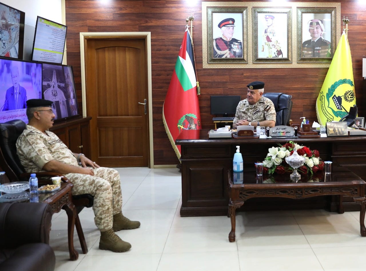 رئيس هيئة الأركان يتفقد قيادة المنطقة العسكرية الوسطى