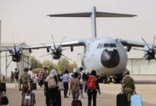 بريطانيا تنهي رحلات إجلاء رعاياها من السودان